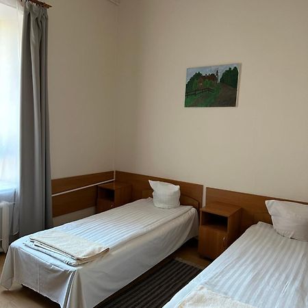 צ'סטוצ'ובה Hotel Haga מראה חיצוני תמונה