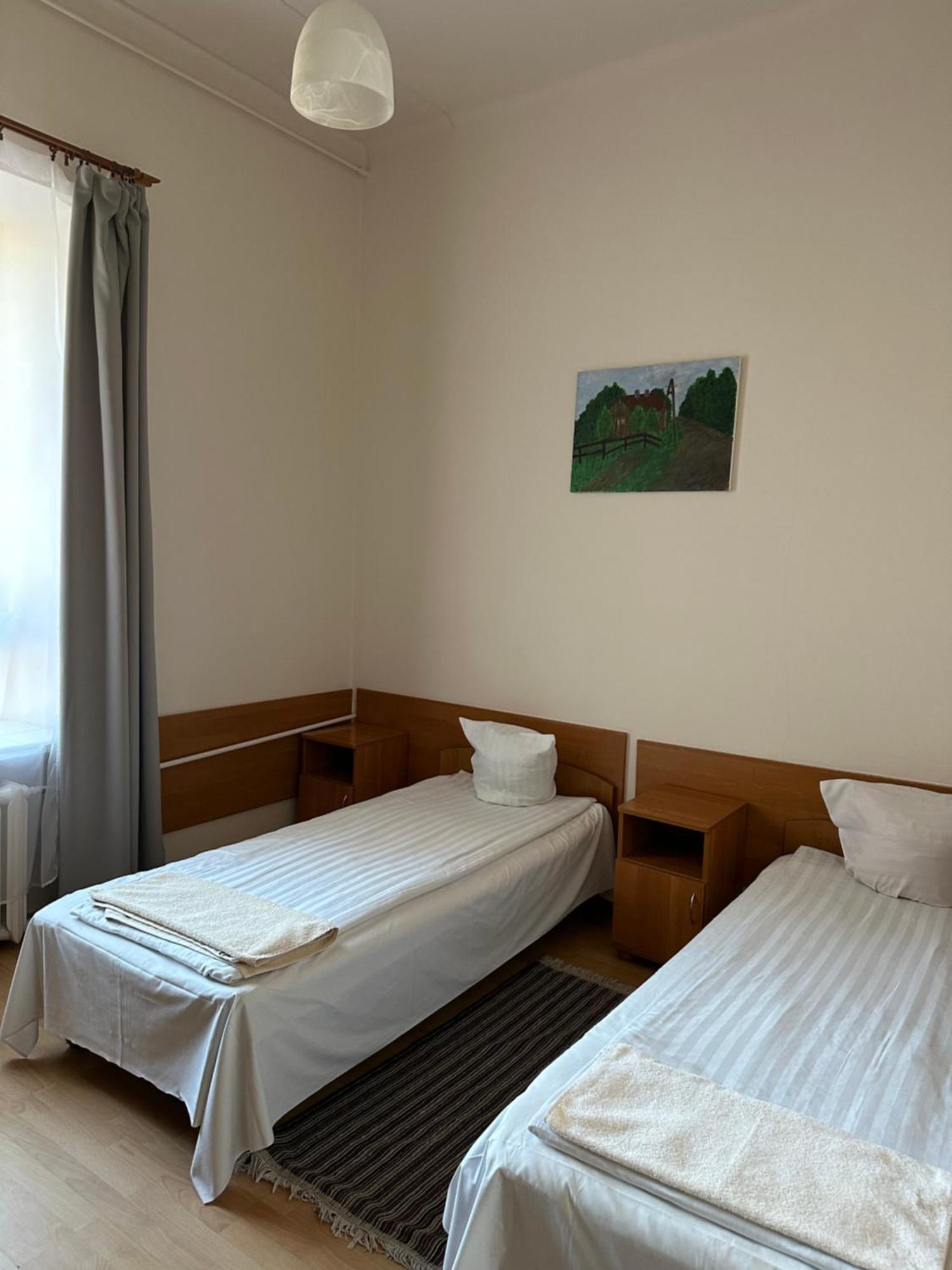 צ'סטוצ'ובה Hotel Haga מראה חיצוני תמונה